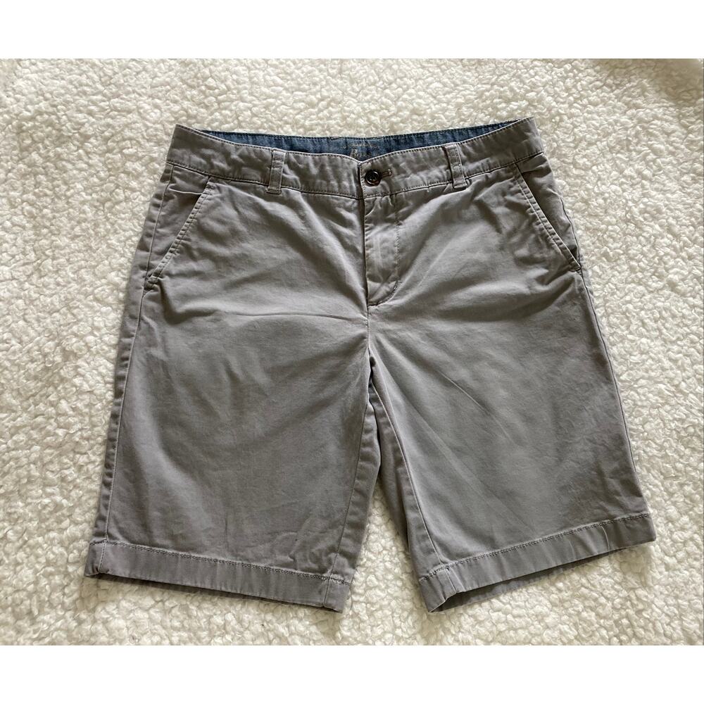 G.H. Bass & Co. women's grey Bermuda summer preppy shorts, size 8